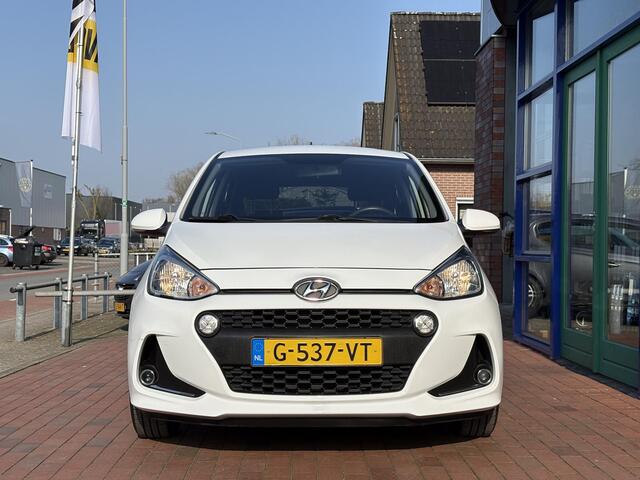 Hyundai I 10 1.0i Premium | Stoelverwarming | Sensoren | Navi