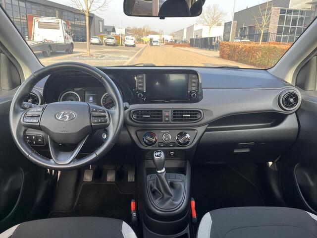 Hyundai I 10 1.0 Comfort Smart | Camera | Cruise Control | Carplay | NAVI | Elektrische ramen en spiegels voor