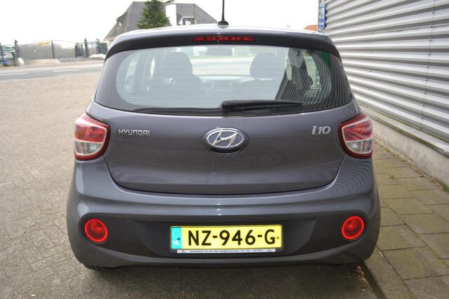 Hyundai I 10 1.0I COMFORT|NAVI|CARPLAY|35.000KM!