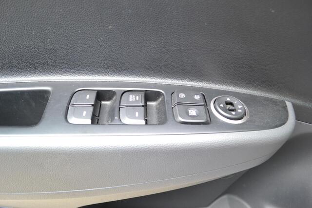 Hyundai I 10 1.0I COMFORT|NAVI|CARPLAY|35.000KM!