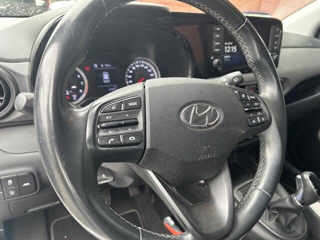 Hyundai I 10 1.0 Comfort 5-zits // NAVI + CARPLAY // CAMERA // CRUISE // LMV // DAB
