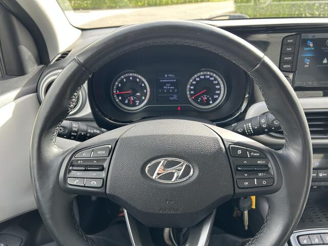 Hyundai I 10 1.0 Premium Clima Cruise Pdc Stuur verwarming Camera Trekhaak Nap