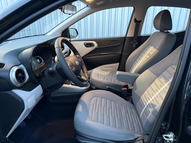 Hyundai I 10 1.0 Premium / Direct Leverbaar / ¤1750 Voordeel Op Nieuwprijs / Climate Control / Navigatie & Apple Carplay - Android Auto / Achteruitrijcamera /