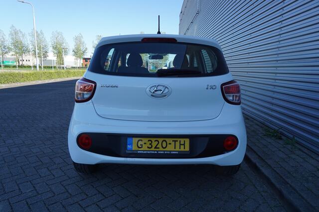 Hyundai I 10 1.0i Comfort Airco / Cruise / BT / Elektr. ramen / NAP