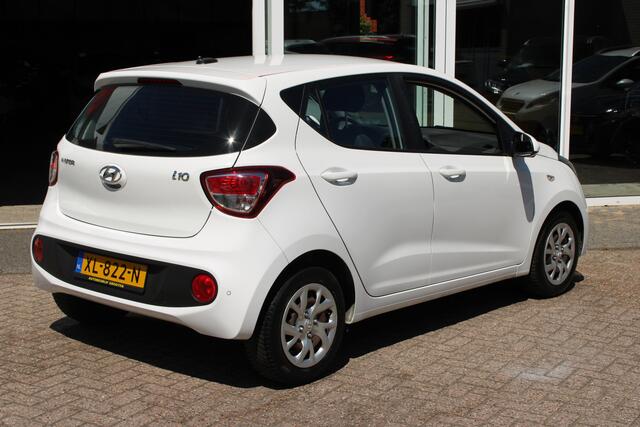 Hyundai I 10 1.0i Comfort//Navi//Airco!!
