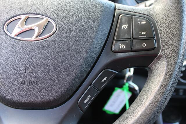 Hyundai I 10 1.0i Comfort//Navi//Airco!!