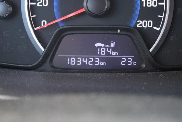 Hyundai I 10 1.0i Comfort//Navi//Airco!!