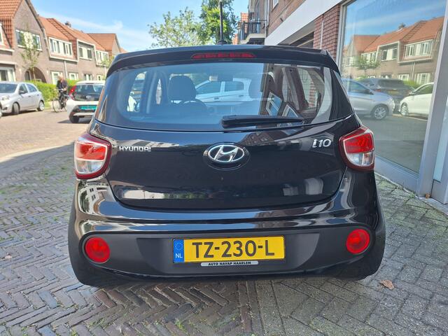 Hyundai I 10 1.0i Comfort /52.000 Km/Navi/Apple/Android/Cruise/Garantie