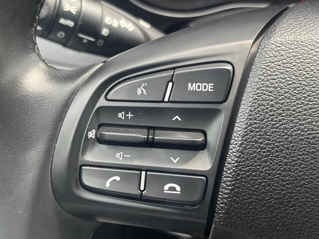 Hyundai I 10 1.0 Comfort Smart / Navigatie / Apple Carplay & Android Auto / Cruise Control / Achteruitrijcamera / DAB radio /