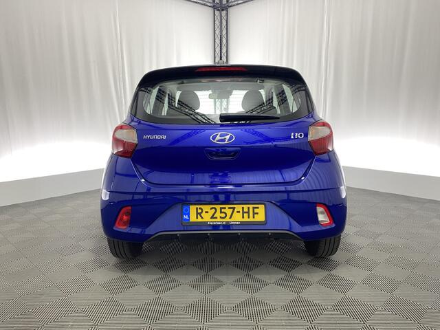 Hyundai I 10 1.0 Comfort Smart BEL VOOR BESCHIKBAARHEID! | Apple CarPlay | Navi | Airco | Camera | DAB | Cruise Control | Elek. Spiegels |