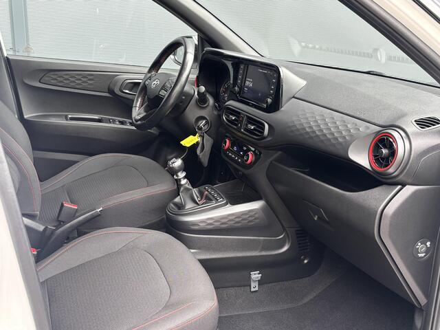 Hyundai I 10 1.0 T-GDI N Line 5-zits 100 pk / Dealer onderhouden / Navigatie / Stoel-Stuurverwarming / Apple carplay / Android auto / Achteruitrijcamera / Climate control / DAB radio /
