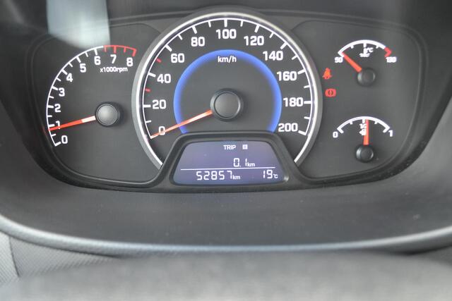 Hyundai I 10 1.0I COMFORT|NAVI|CARPLAY|PDC|CRUISE