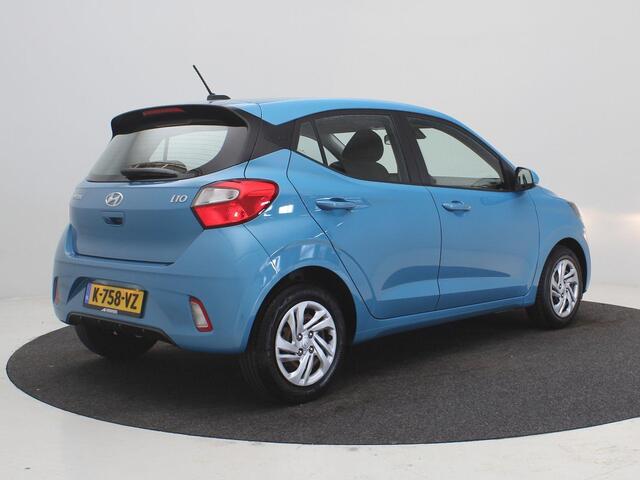 Hyundai I 10 1.0 Comfort Smart / Navigatie / Airco / Cruise Control / Achteruitrijcamera / NL Auto / Dealer onderhouden / Apple CarPlay & Android Auto / 1ste eigenaar /