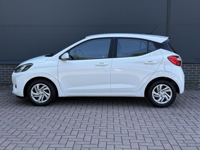 Hyundai I 10 1.0 Comfort Smart / Eerste Eigenaar / Dealer Onderhouden / Navigatie / Airco / Cruise / Apple Carplay&Android Auto /