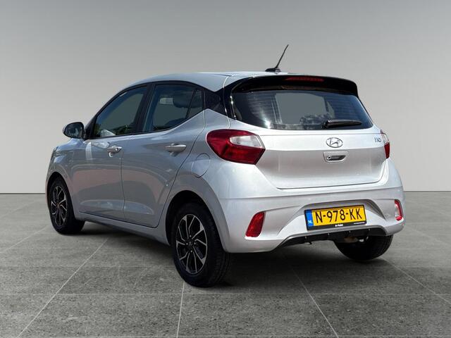 Hyundai I 10 Comfort Smart 1.0 MPI 67pk | 15'' BI-COLOR LM-VELGEN | APPLE CARPLAY / ANDROID AUTO | CAMERA | NAVI | CRUISE CONTROL | AIRCO |
