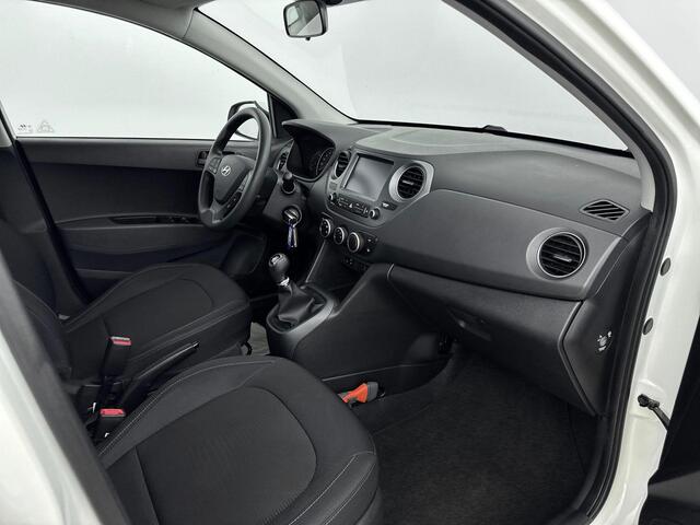 Hyundai I 10 1.0i Comfort | Airco | Weinig kilometers | Elektrische ramen | Apple Carplay/Android Auto | Parkeersensoren |
