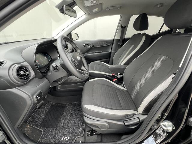 Hyundai I 10 1.0 Comfort Smart 5-zits / Automaat / Stuur- en stoelverwarming / Camera / Airco / Navigatie / Apple Carplay Android / DAB radio / 15" LM wielen & All Season banden /