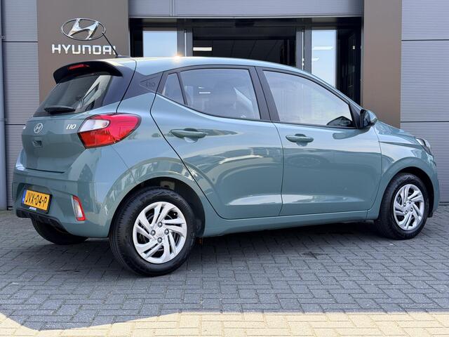 Hyundai I 10 1.0 Comfort Limited / Navigatie / Achteruitrijcamera / Airco / Elek. Ramen Voor / Apple Carplay & Android Auto / Bluelink / Snel Leverbaar! /