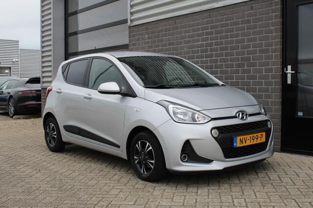 Hyundai I 10 1.0i Go! / Carplay / LMV 13" / Cruise / N.A.P.