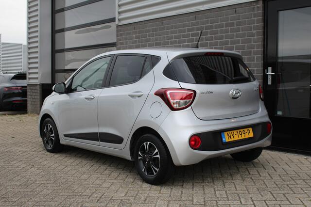 Hyundai I 10 1.0i Go! / Carplay / LMV 13" / Cruise / N.A.P.