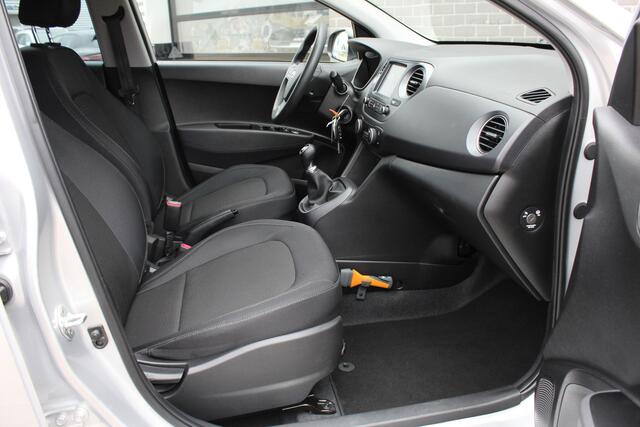 Hyundai I 10 1.0i Go! / Carplay / LMV 13" / Cruise / N.A.P.