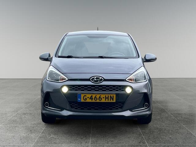 Hyundai I 10 5-deurs Premium 1.0i MPi 67pk | STUUR & STOELVERWARMING| CLIMA | NAVI | APPLE CARPLAY / ANDROID AUTO | BI-COLOR LM-VELGEN | DEALER ONDERHOUDEN! | CRUISE CONTROL |