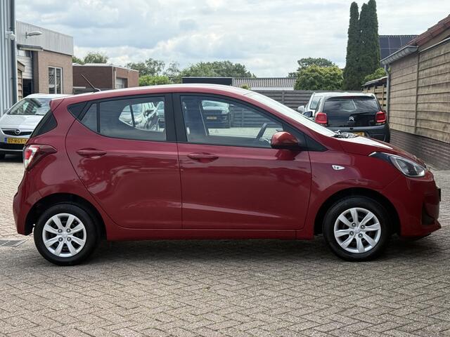 Hyundai I 10 1.0i Comfort | 1e EIGENAAR | HOGE INSTAP | CRUISE | AIRCO |