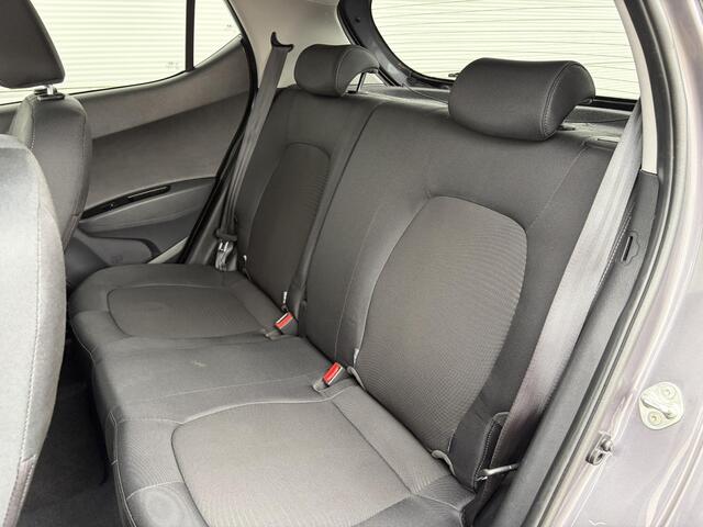Hyundai I 10 1.0 Premium / Trekhaak / Stoel en stuurverwarming / Apple Carplay/Android Auto /