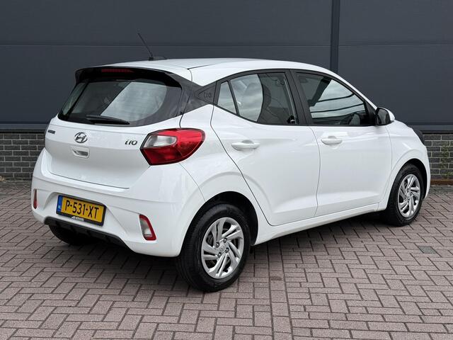 Hyundai I 10 1.0 Comfort Smart / Eerste Eigenaar / Navigatie / Achteruitrij Camera / Airco / Apple Carplay&Android Auto /