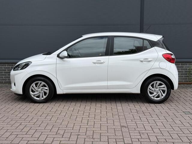 Hyundai I 10 1.0 Comfort Smart / Eerste Eigenaar / Navigatie / Achteruitrij Camera / Airco / Apple Carplay&Android Auto /