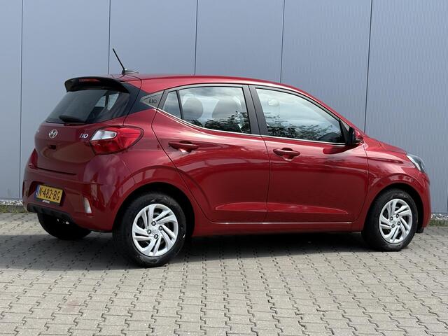 Hyundai I 10 1.0 Comfort Smart 5-zits / Automaat / Apple Carplay/Android Auto / Airco / Cruise Control / All-season / Navigatie /