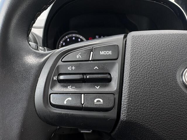 Hyundai I 10 1.0 Comfort Smart 5-zits / Automaat / Apple Carplay/Android Auto / Airco / Cruise Control / All-season / Navigatie /