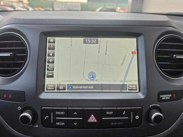 Hyundai I 10 1.0i Comfort | Navigatie | Parkeersensoren | Cruise Control |