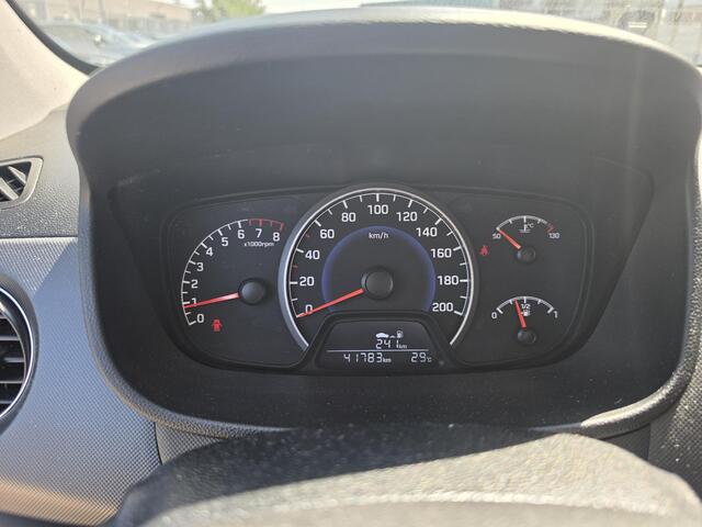 Hyundai I 10 1.0i Comfort | Navigatie | Parkeersensoren | Cruise Control |
