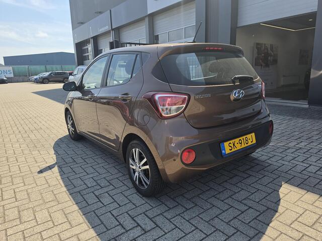 Hyundai I 10 1.0i Comfort | Navigatie | Parkeersensoren | Cruise Control |