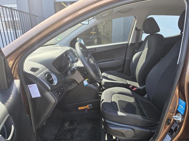 Hyundai I 10 1.0i Comfort | Navigatie | Parkeersensoren | Cruise Control |