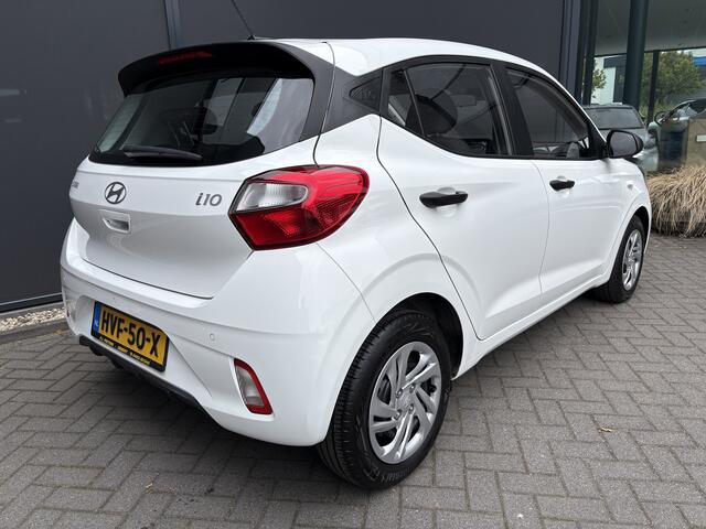 Hyundai I 10 1.0 Comfort Achteruitrijcamera - Airco - Navigatie - Parkeersensoren achter - Cruise control - Radio - Led verlichting - Fabrieksgarantie