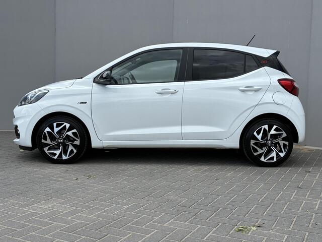 Hyundai I 10 1.0 T-GDI N Line 5-zits / Achteruitrijcamera / Navigatie d.m.v. Apple Carplay/Android Auto / Bluetooth / Stoel-/Stuurverwarming / Cruise Control /