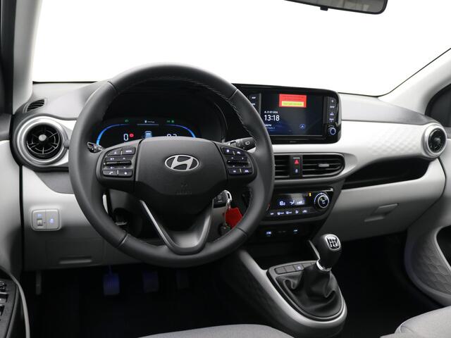 Hyundai I 10 1.0 Premium / ¤ 2.000,- Voordeel Op Nieuwprijs / Rijklaarprijs / Direct Leverbaar / Navigatie / Airco Climate Control / Cruise Control / 5 Jaar Fabrieksgarantie /