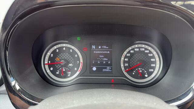 Hyundai I 10 1.0 Comfort Smart Automaat 5 pers. Navigatie Camera