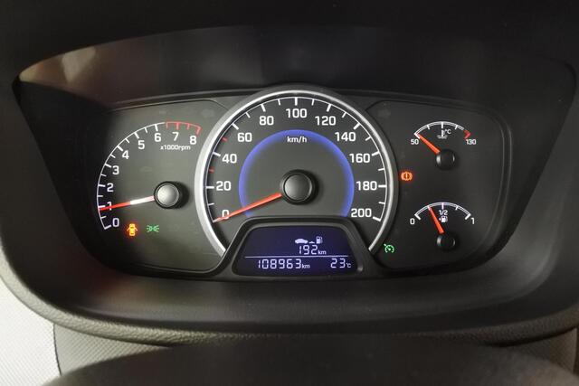 Hyundai I 10 1.0i Comfort Navi/Carplay/Android PDC 15" Privacyglass