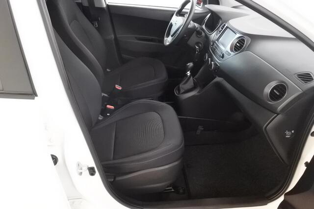Hyundai I 10 1.0i Comfort Navi/Carplay/Android PDC 15" Privacyglass