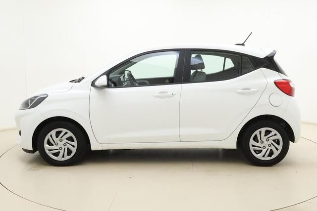 Hyundai I 10 1.0 Premium | Camera | Parkeersensoren | Climate control | Weinig kilometers | Cruise control | DAB Radio