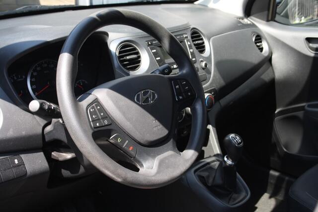 Hyundai I 10 1.0 / NAP / Airco / Cruise / Trekhaak