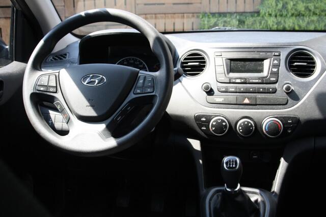 Hyundai I 10 1.0 / NAP / Airco / Cruise / Trekhaak