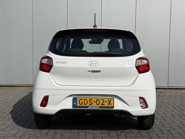 Hyundai I 10 1.0 Comfort Smart Dealer onderhouden / All season banden / Navigatie / Achteruitrijcamera / Apple CarPlay en Android Auto / Eerste eigenaar
