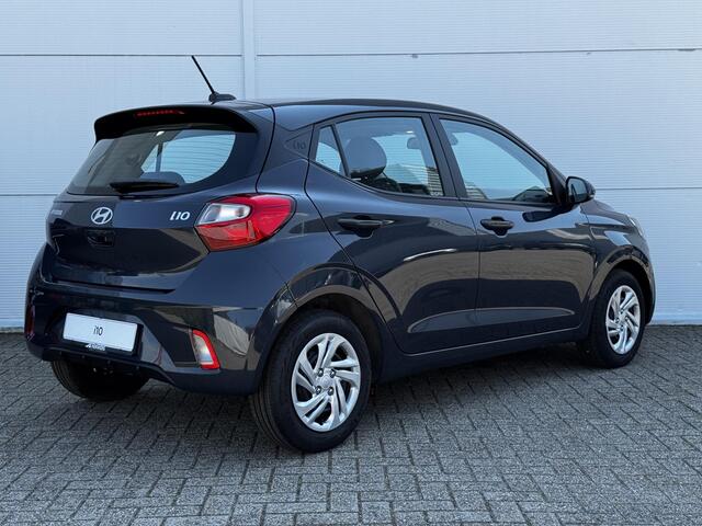 Hyundai I 10 1.0 Comfort Limited ** Nu met ¤ 3.000 Voordeel ** Nieuw uit voorraad leverbaar ** / Navigatie / Airco / Achteruitrijcamera /