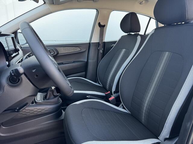 Hyundai I 10 1.0 Comfort Limited ** Nu met ¤ 3.000 Voordeel ** Nieuw uit voorraad leverbaar ** / Navigatie / Airco / Achteruitrijcamera /