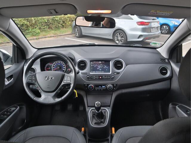 Hyundai I 10 1.0i Premium Navigatie | Camera | Cruise Control | DAB | Stoelverwarming