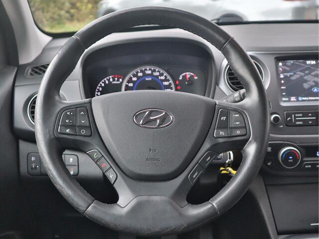 Hyundai I 10 1.0i Premium Navigatie | Camera | Cruise Control | DAB | Stoelverwarming